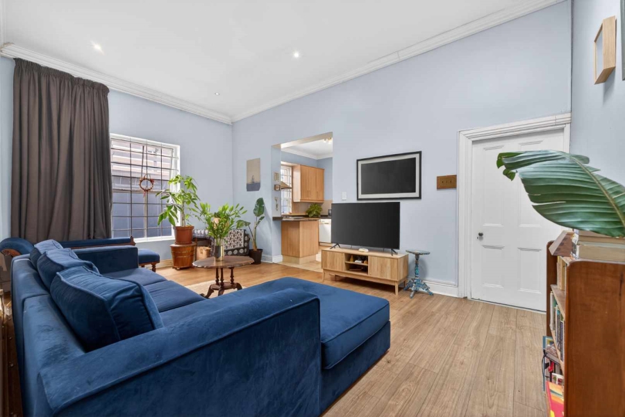 2 Bedroom Property for Sale in Oranjezicht Western Cape